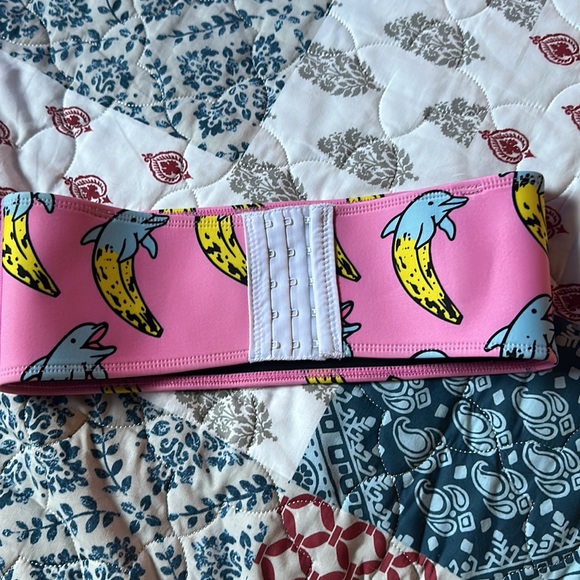 Hoaka Swimwear Bikini - Picture 4 of 4